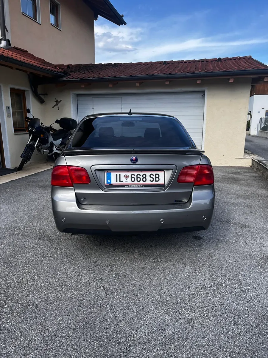Saab 9-5 2006 photo 2