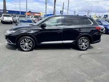 Mitsubishi Outlander 2017 photo 5