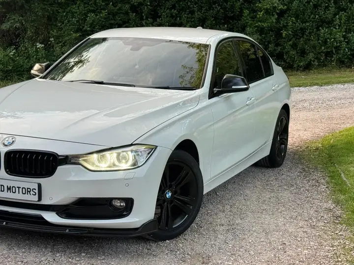 BMW 3 Series 2015 photo 5