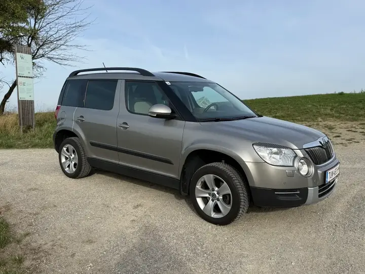 Skoda Yeti 2011 photo 3