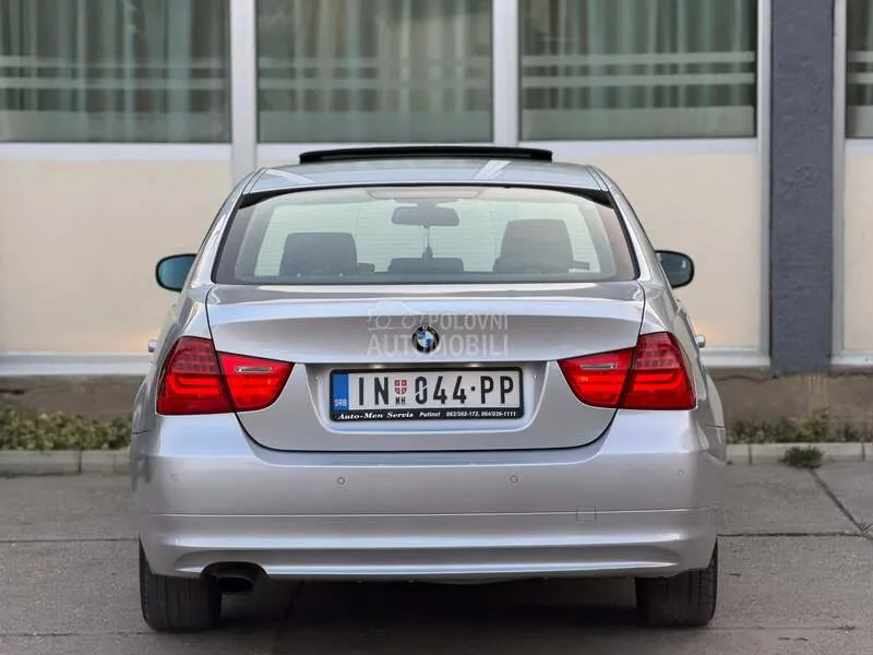 BMW 318 2009 photo 5