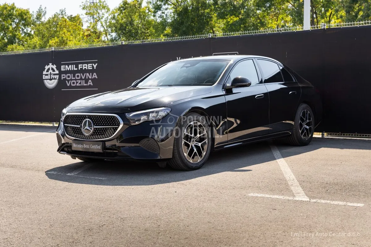 Mercedes-Benz E 220 2025 photo 3