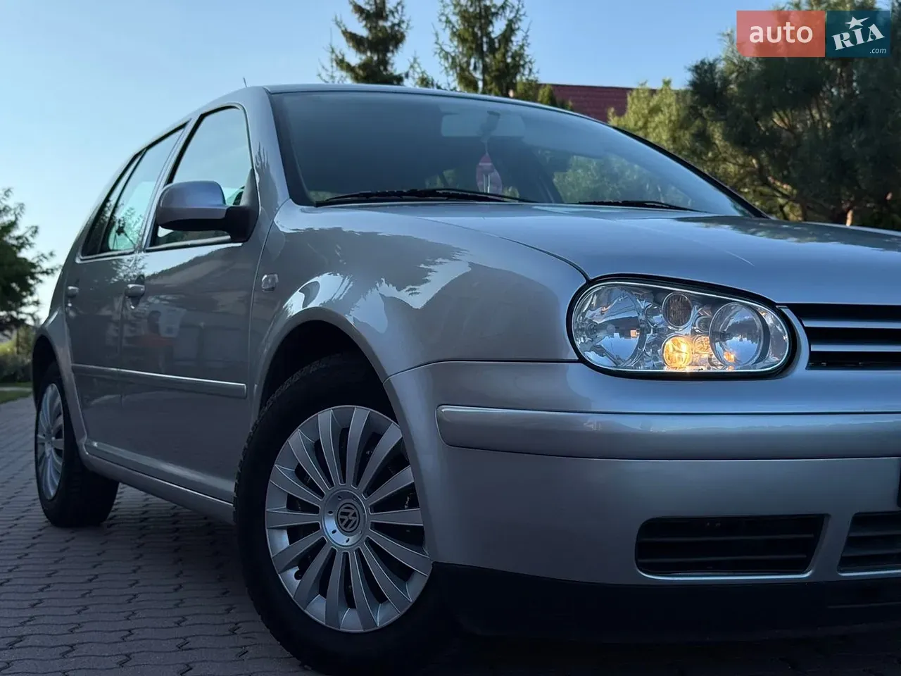 Volkswagen Golf 2001 photo 2