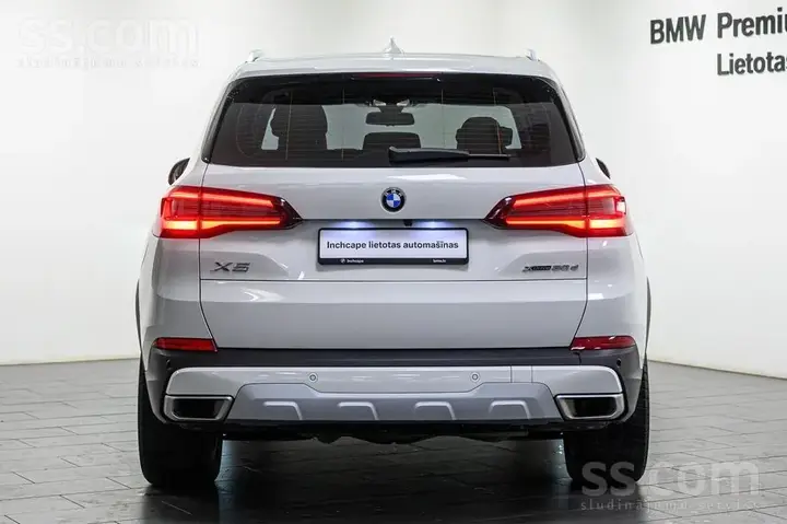 BMW X5 2023 photo 4