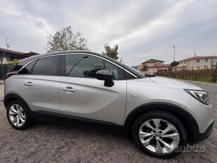 Opel Crossland X 2018 photo 2