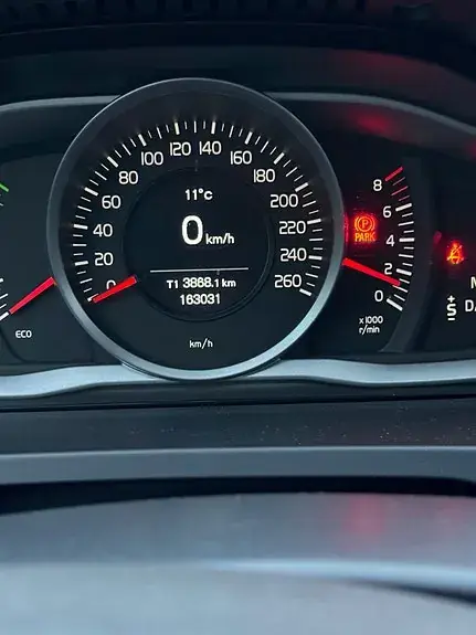 Volvo V60 2014 photo 5