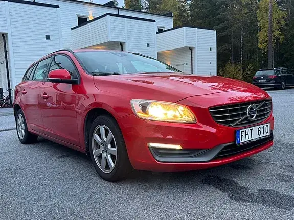 Volvo V60 2014 photo 4
