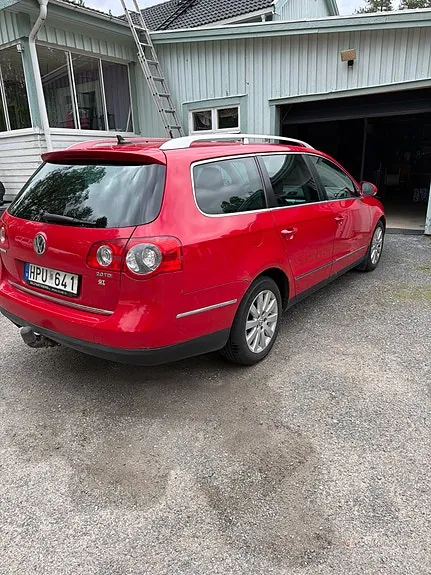 Volkswagen Passat 2009 photo 4