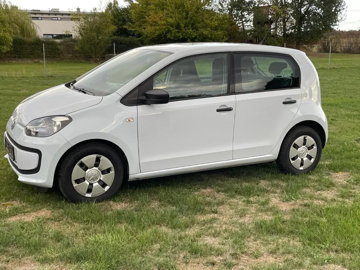 Volkswagen Up 2012 photo 3