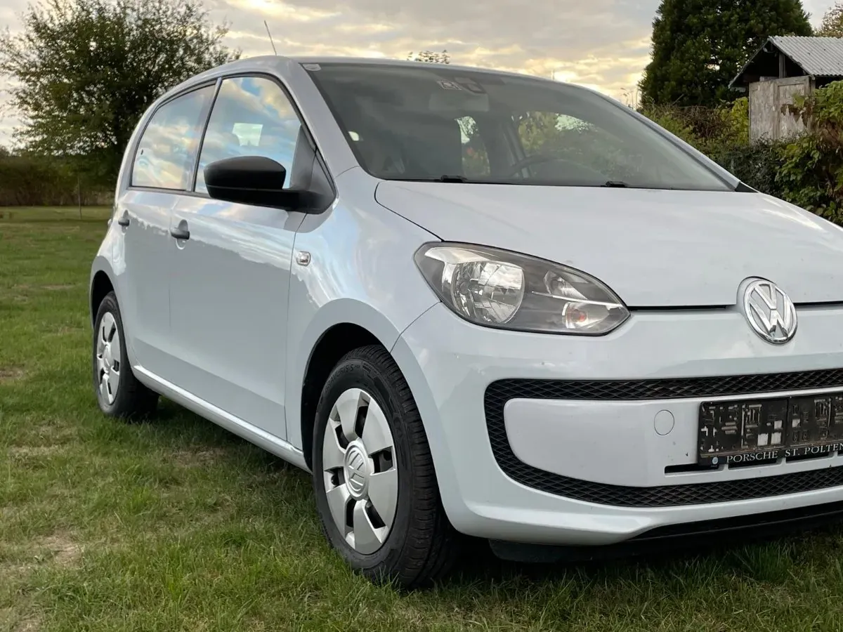 Volkswagen Up 2012 photo 2