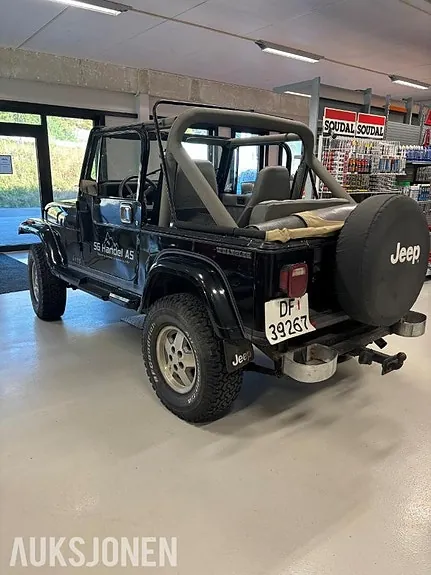 Jeep Wrangler 1988 photo 2