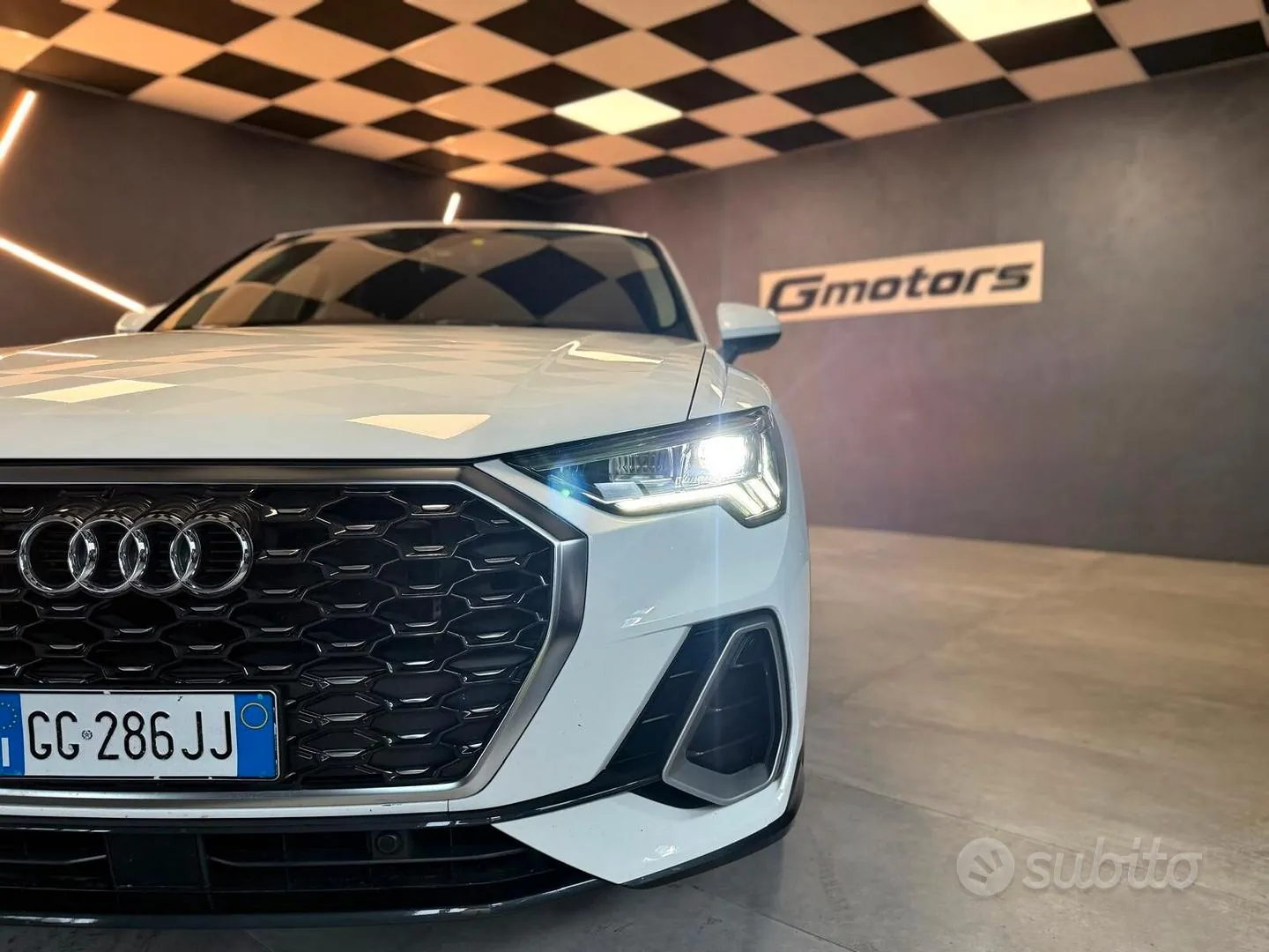 Audi Q3 2021 photo 3
