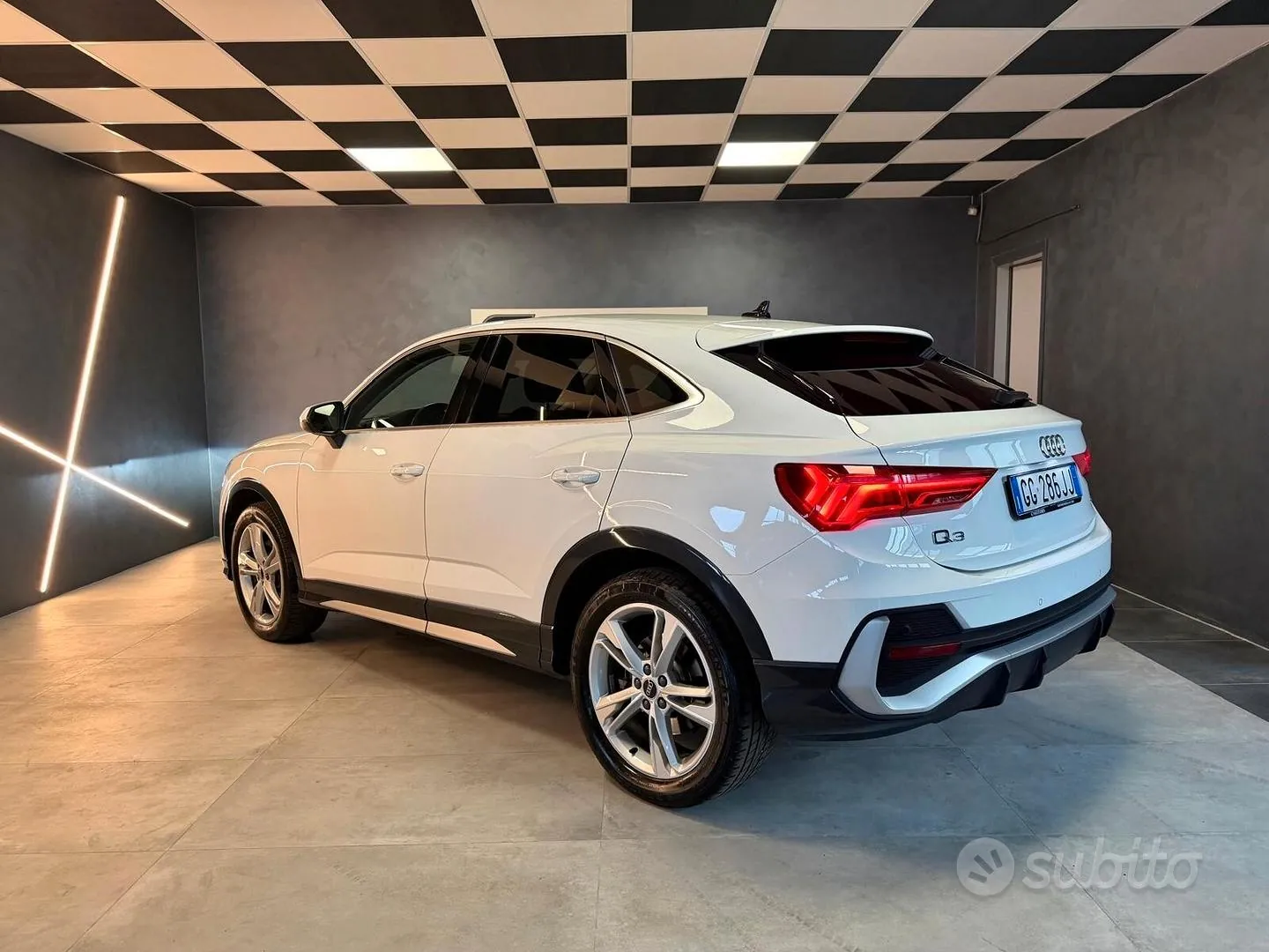 Audi Q3 2021 photo 4