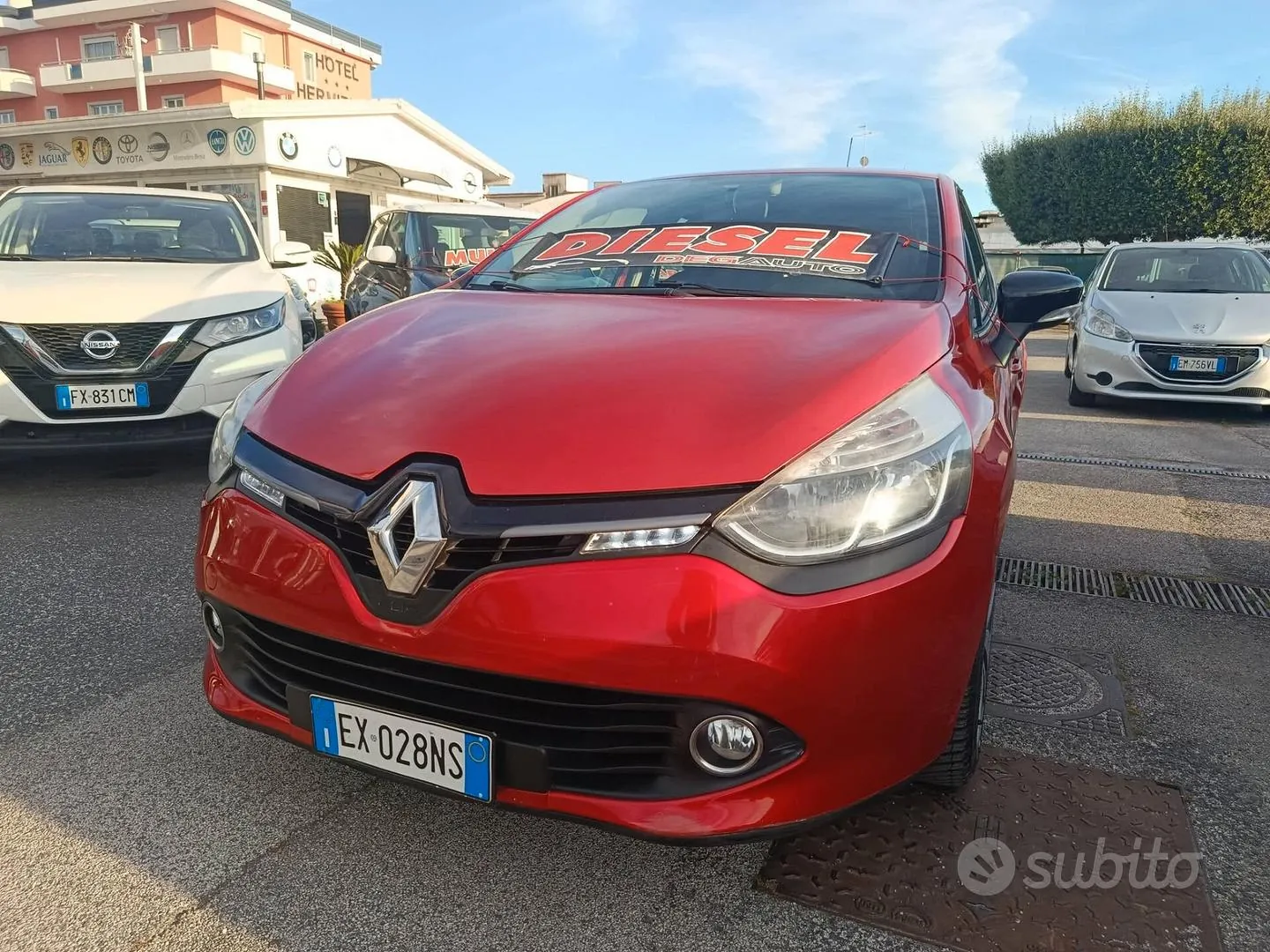 Renault Clio 2015 photo 2