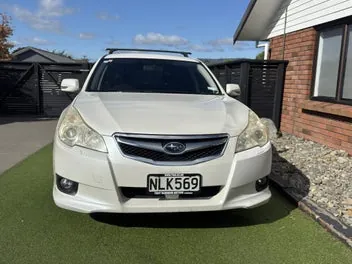 Subaru Legacy 2010 photo 3