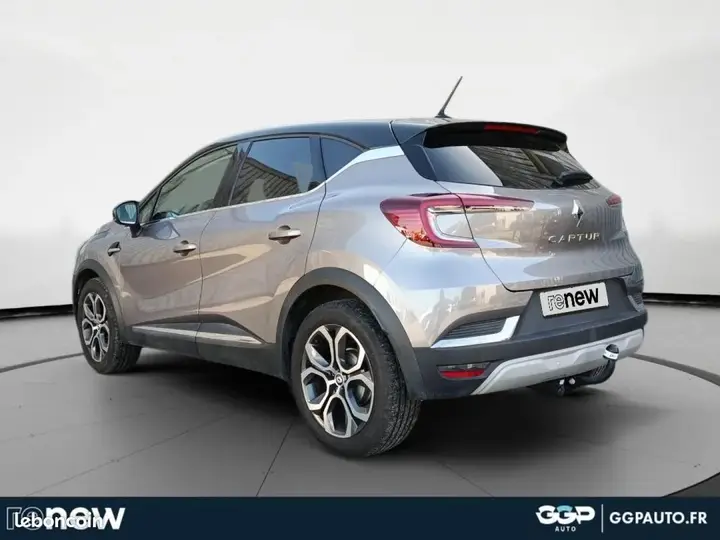Renault Captur 2022 photo 3