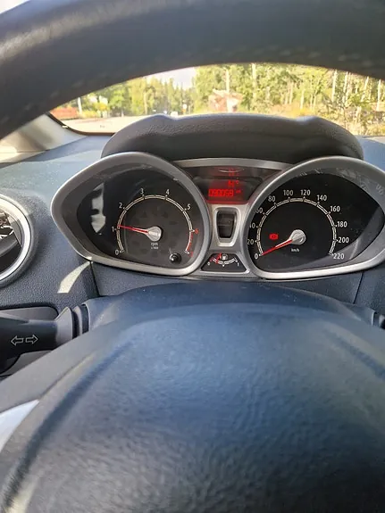 Ford Fiesta 2012 photo 4