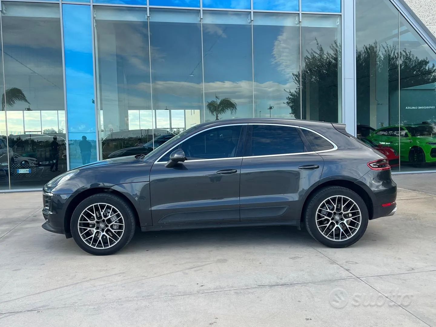 Porsche Macan 2017 photo 2