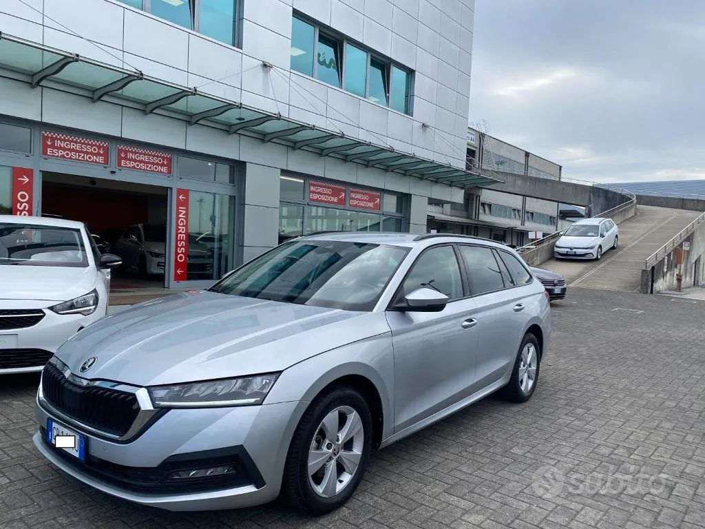 Skoda Octavia 2023 photo 3