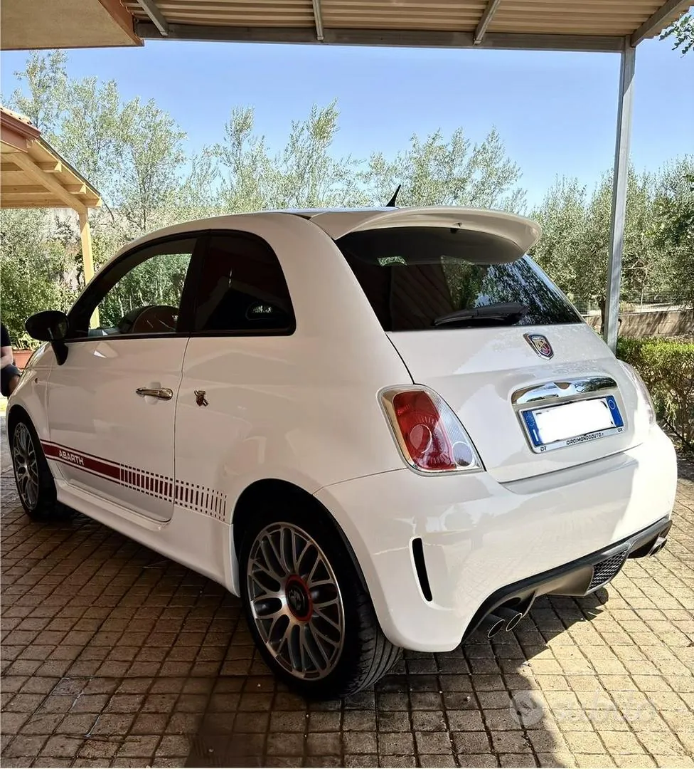 Abarth 500 2009 photo 3