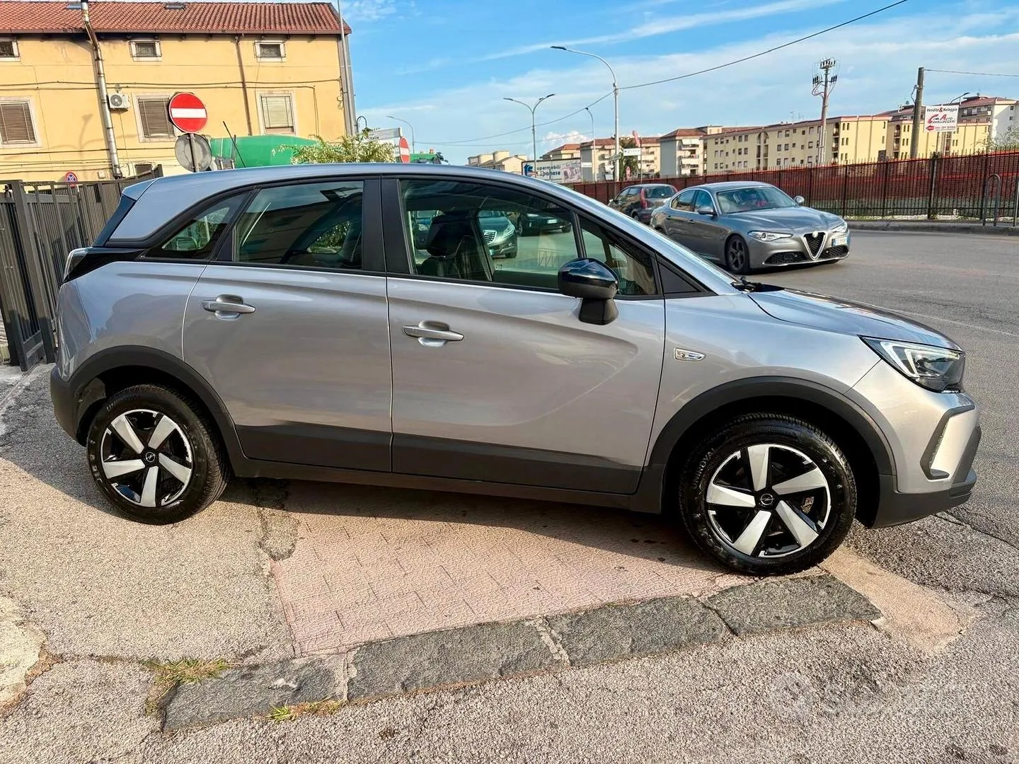 Opel Crossland 2022 photo 2