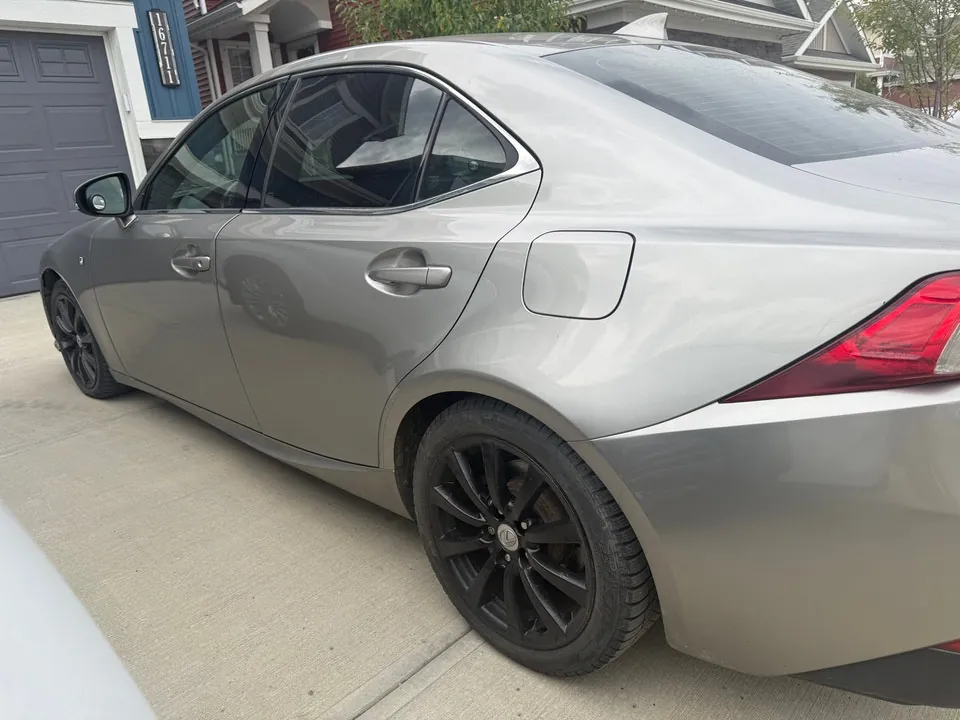Lexus Is250 2014 photo 4