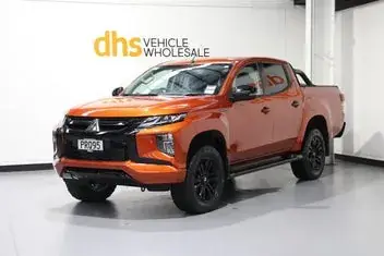 Mitsubishi Triton 2023 photo 4