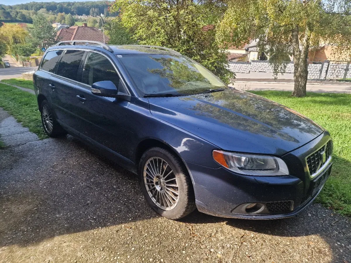Volvo V70