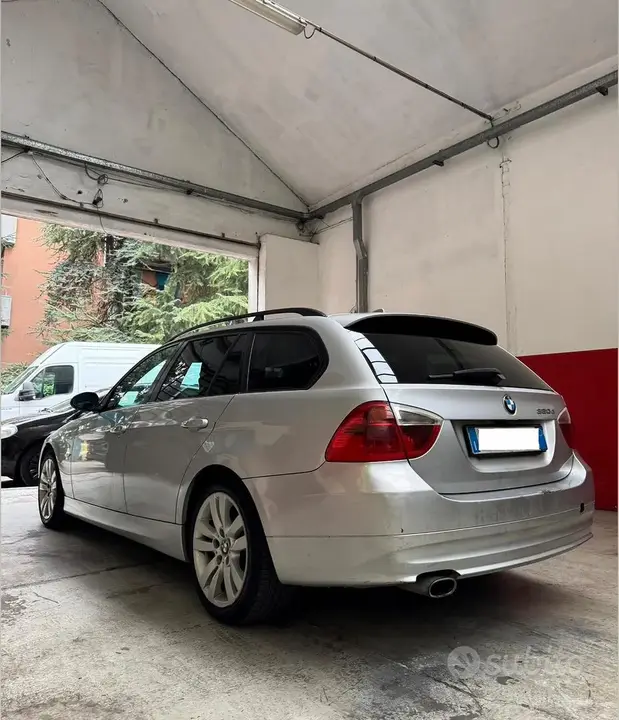 BMW 320D 2008 photo 3