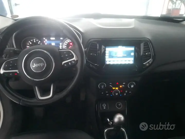 Jeep Compass 2018 photo 4