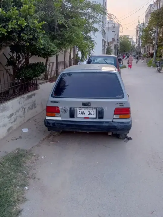Suzuki Khyber