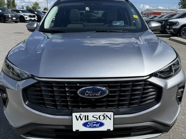 Ford Escape 2024 photo 3