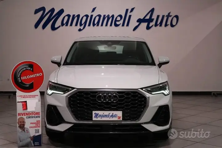 Audi Q3 2022 photo 2