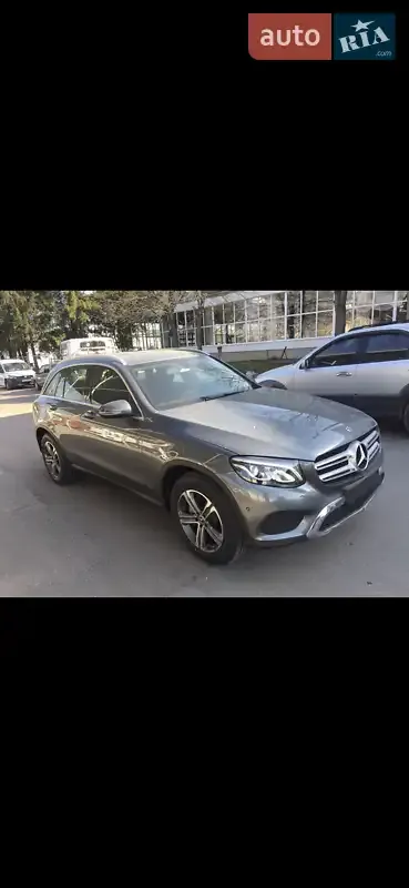 Mercedes-Benz Glc-Class