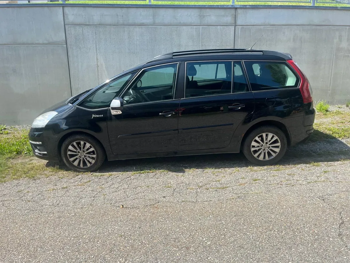 Citroen C4 Picasso 2013 photo 2