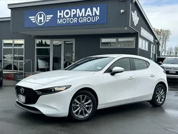 Mazda 3 2021 photo 2