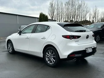 Mazda 3 2021 photo 4