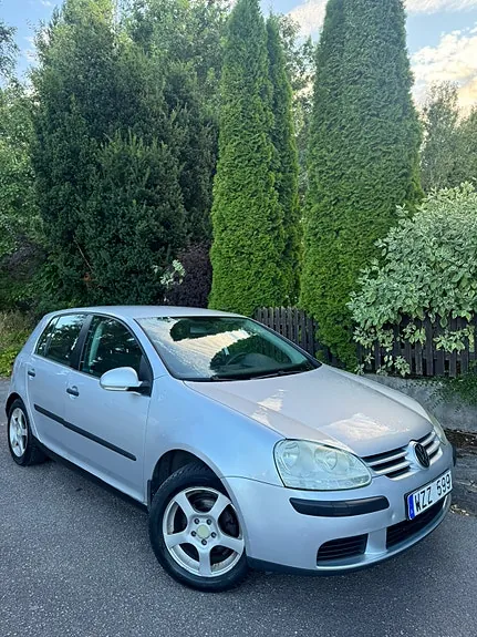 Volkswagen Golf V