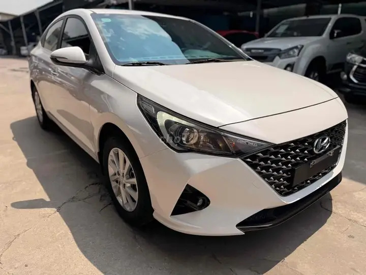 Hyundai Accent 2023 photo 3