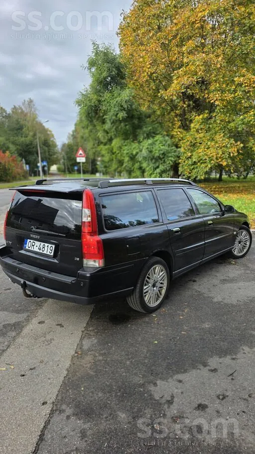 Volvo V70 2005 photo 4
