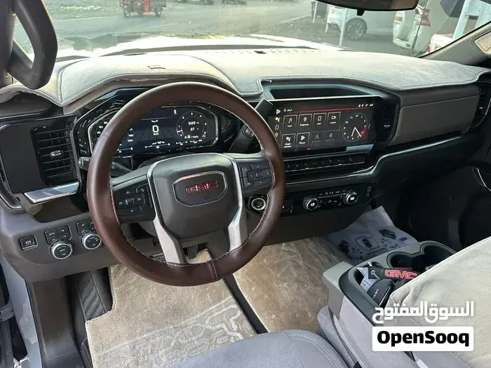 GMC Sierra 2025 photo 4