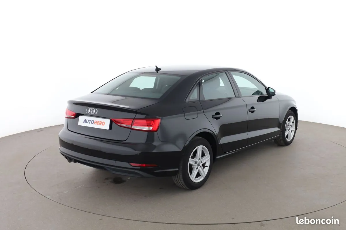Audi A3 2019 photo 3