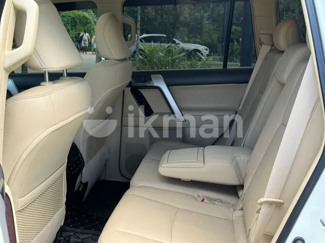 Toyota Land Cruiser Prado 2017 photo 4