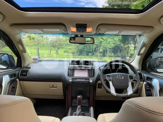 Toyota Land Cruiser Prado 2017 photo 5