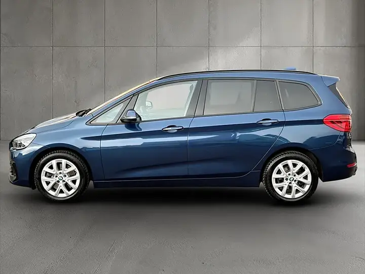 BMW 2 Series 2021 photo 3