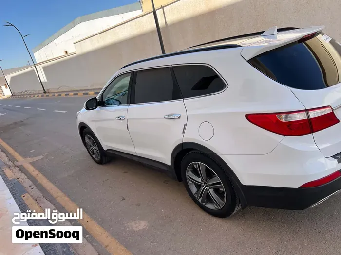Hyundai Santa Fe 2016 photo 4