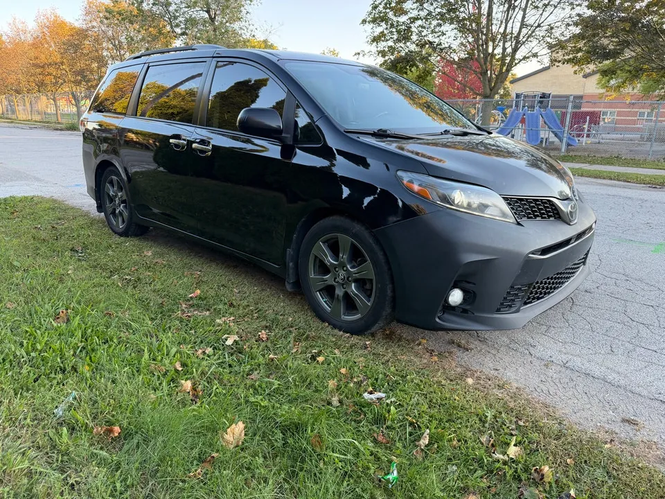 Toyota Sienna 2020 photo 4