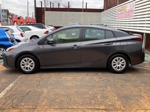 Toyota Prius 2021 photo 5