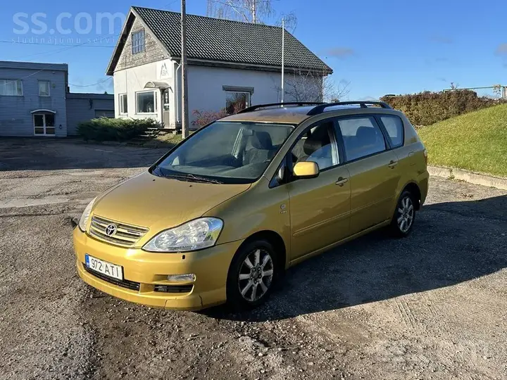 Toyota Avensis Verso
