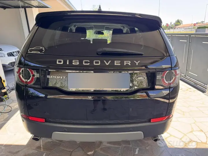 Land Rover Discovery Sport 2019 photo 3